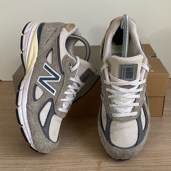 New Balance X Teddy Santis 990 v4 Made In USA Grey Suede - SZ 5.5 M- 7 W